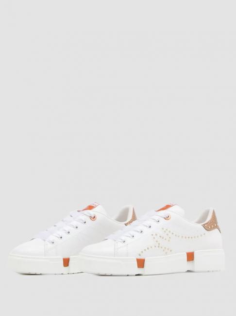 MANILA GRACE Sneaker capsole in pelle con borchiette e pois  AUR ALB - Pantofi femei