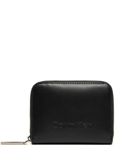 CALVIN KLEIN EMBOSSED CALVIN  Fermoar în jurul portofelului ck negru - Portofele femei