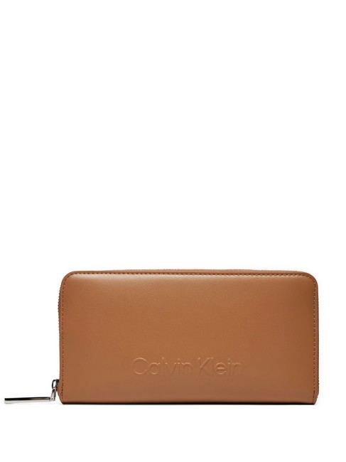 CALVIN KLEIN EMBOSSED CALVIN  Fermoar în jurul portofelului leu - Portofele femei