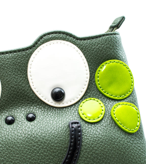 Tua Zoo Rana Puneți ambreiajul cu m&acirc;na numai - Genți femei