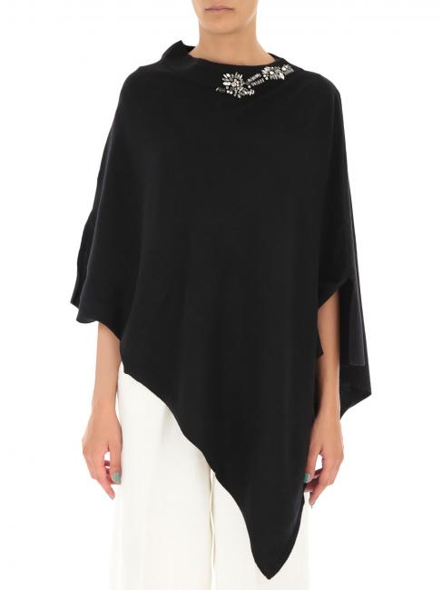 Poncho in maglia con ricamo castoni su scollo   negru - Eșarfe