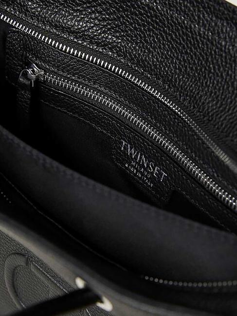 LOGO EMBOSSED Geantă de m&acirc;nă cu curea de umăr negru - Genți femei