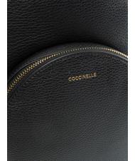 COCCINELLE ALPHA Rucsac din piele texturată negru - Genți femei - 3