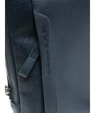 PIQUADRO PAN Poșetă mică din piele albastru - Genți de umăr bărbați - 4