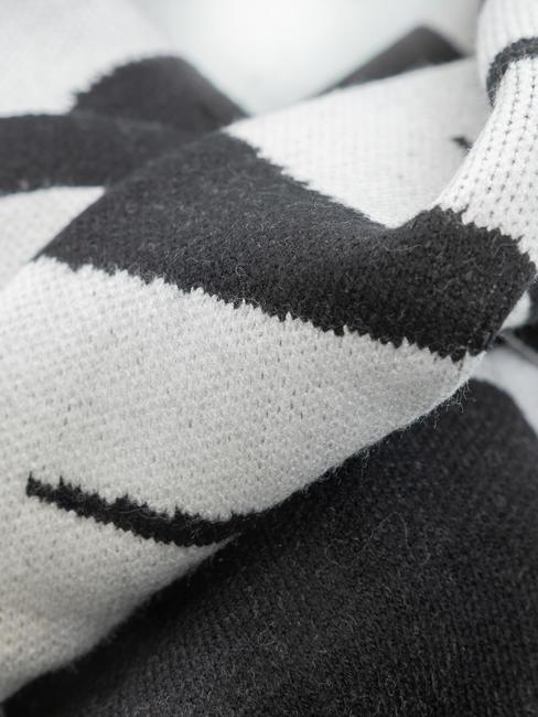 ZAMIG Eșarfă cu logo-ul maxi negru/negru - Eșarfe