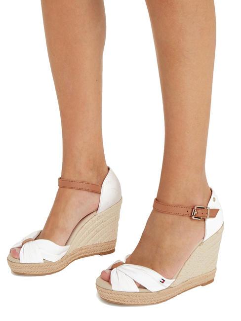 BASIC BASIC Sandale cu v&acirc;rful &icirc;nalt ecru - Pantofi femei