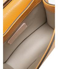 COCCINELLE TULIP Geanta de umar din piele ciocanita caisă - Genți femei - 5