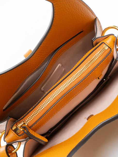 COSIMA Geanta de mana din piele ciocanita paprika - Genți femei