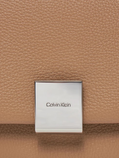 CK PLAQUE Geantă de umăr medie amforă - Genți femei