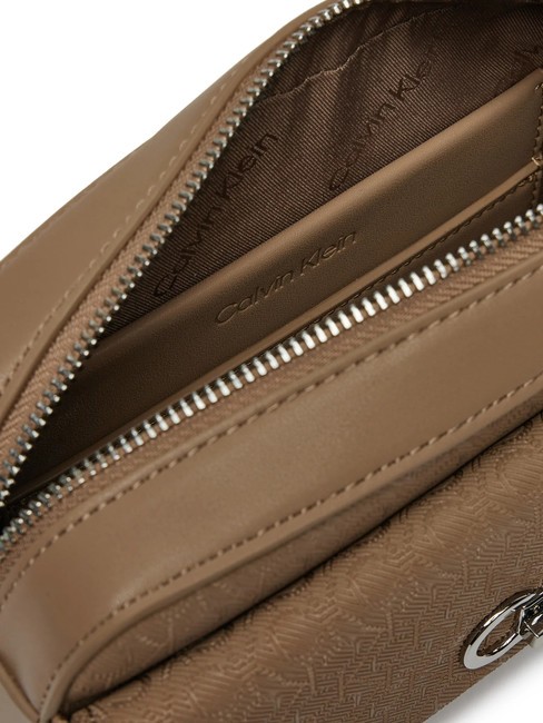 CK Geanta camera cu buzunar amfora mono pu - Genți femei