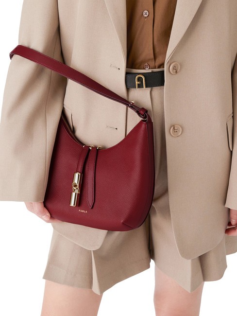 GOCCIA Geanta de umar din piele ciocanita CHERRY d - Genți femei