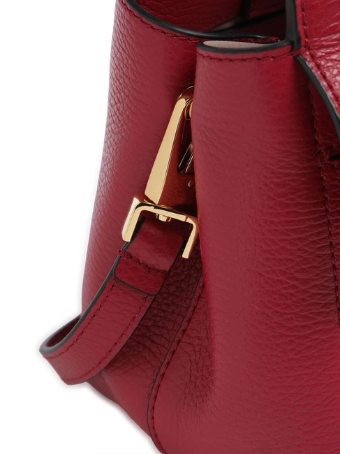 ARLETTIS Geanta de mana din piele ciocanita sangrie - Genți femei