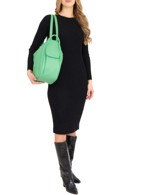 TRIO  Rucsac din piele ciocanita verde - Genți femei