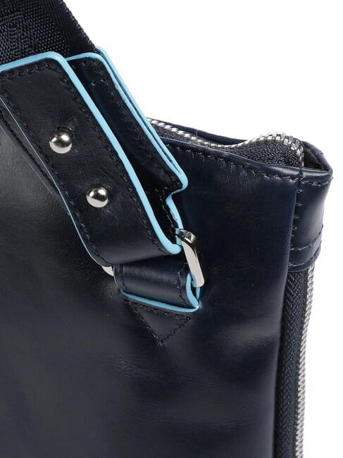 Folderul BLUE SQUARE, suport pentru computer de 15,6 ", extensibil albastru - Serviete birou