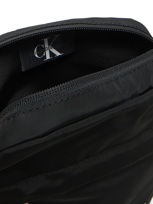 SPORT ESSENTIALS Pungă pe negru - Genți femei