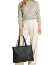 CALVIN KLEIN SCULPTED Slim Geanta de umar pe negru - Genți femei - 4