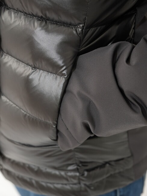 PURENESS Jachetă din puf bimaterial cu glugă negru - Jachete de puf pentru femei