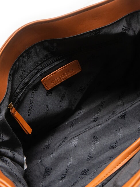 GINGER Geanta de umar cu clapa maro - Genți femei