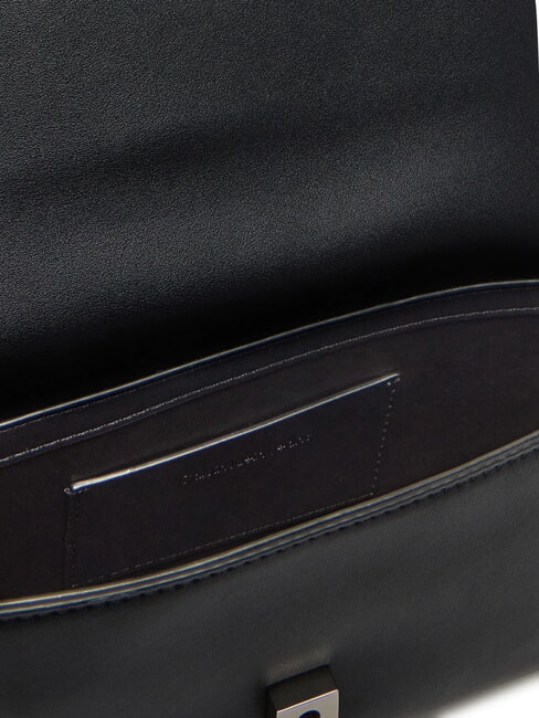 SCULPTED  Geanta de umar pe negru - Genți femei