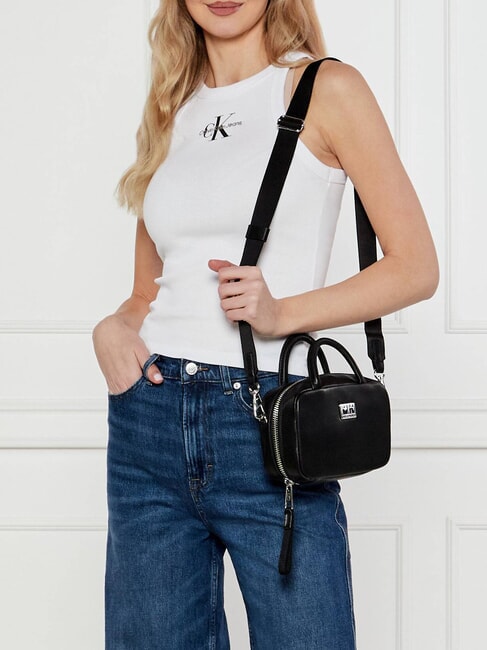 TOMMY JEANS American Cool Trunk Geanta de mana mini, cu curea de umar negru - Genți femei