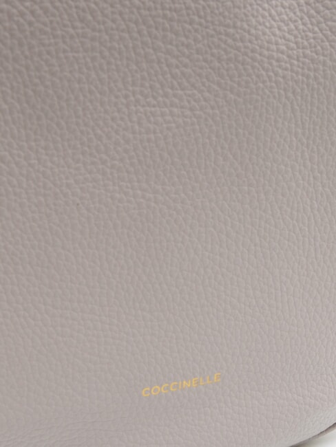 ALPHA Geanta de umar din piele ciocanita gri deschis - Genți femei