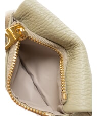 COCCINELLE SOFTY Suport card din piele ciocanita verde celadon - Portofele femei - 4