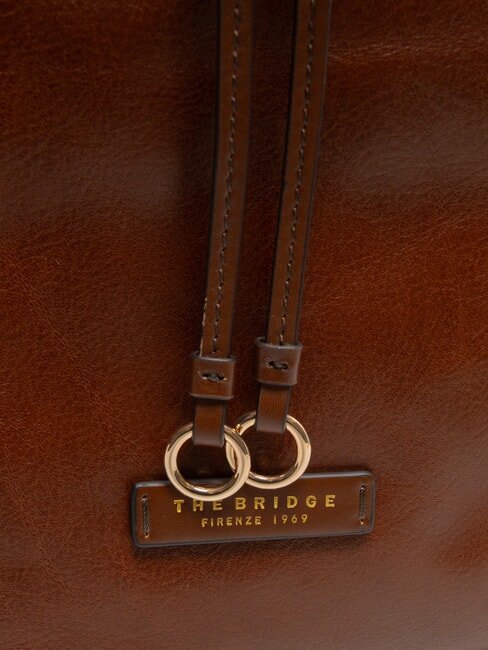 CARLOTTA Geanta ghiozdan din piele cu buzunare BROWN - Genți femei