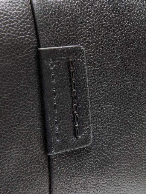 P15 PLUS Rucsac din piele pentru calculator de 17". negru - Rucsacuri pentru laptop