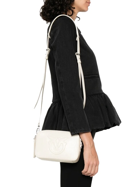 CARRIE Geantă din piele pentru cameră mătase alb-argintiu periat - Genți femei