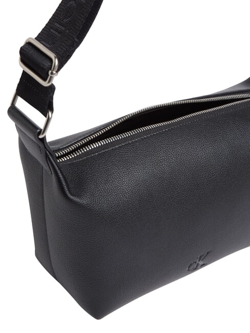 CKJ ULTRALIGHT Geantă de umăr cu logo pe negru - Genți femei