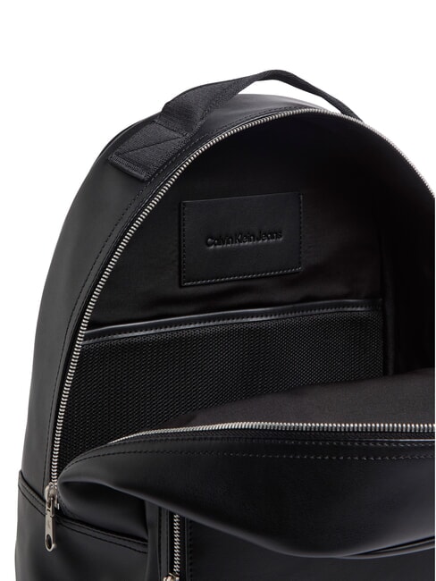 CKJ MONO LOGO Rucsac pentru laptop de 15" pe negru - Rucsacuri pentru școală și timp liber