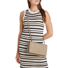 TOMMY HILFIGER TH FEMININE  Geantă de umăr / geantă crossbody taupe de coastă - Genți femei - 5