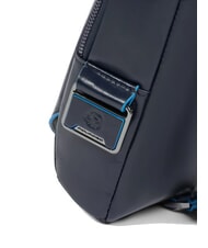 PIQUADRO BLUE SQUARE Rucsac din piele cu un singur umăr albastru - Genți de umăr bărbați - 4