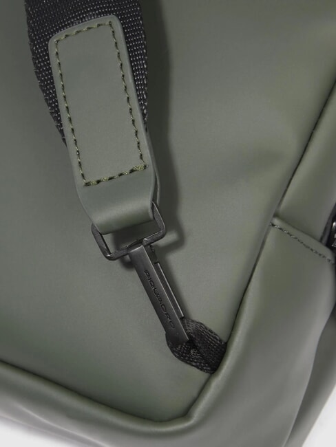 CORNER SPECIALE GOMMATO Geantă hidrofugă VERDE - Genți de umăr bărbați