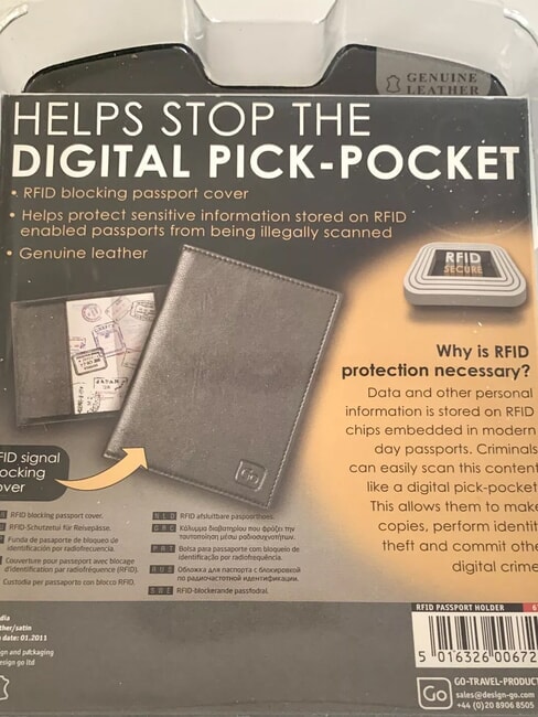 GO  Suport pașaport din piele negru - Accesorii de călătorie