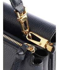 COCCINELLE ARLETTIS Minigeantă din piele texturată albastru miezul nopții - Genți femei - 3