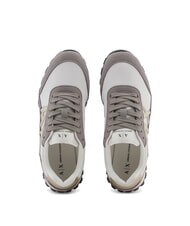 ARMANI EXCHANGE DROP MICROSUEDE Teniși cu logo lateral bas brun + alb-gălbui - Pantofi femei - 3