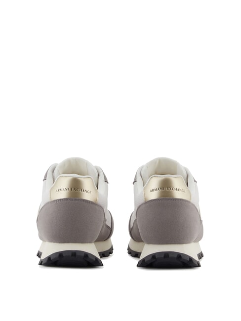 DROP MICROSUEDE Teniși cu logo lateral bas brun + alb-gălbui - Pantofi femei