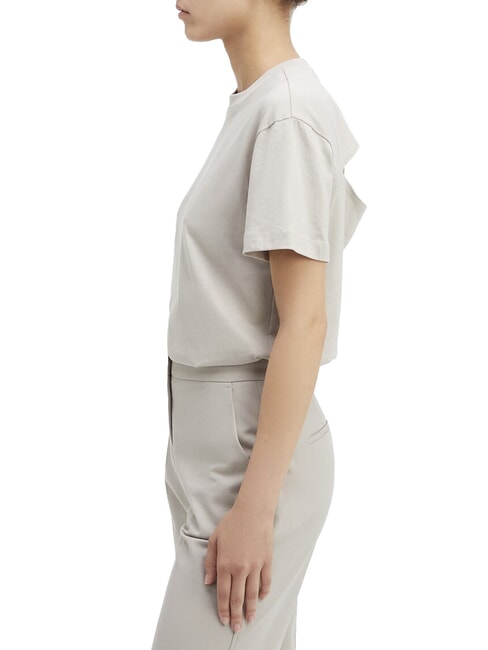 CK Tricou cu m&acirc;necă scurtă și decupaj la spate pietricică de nisip - tricou