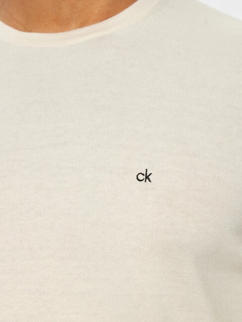 CK Pulover cu guler rotund, croială regulată înghețată de vanilie - Pulovere pentru bărbați
