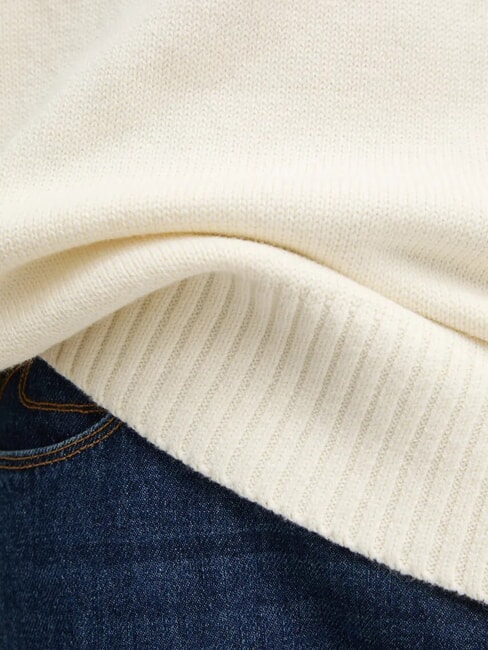 CK JEANS Pulover supradimensionat cu guler rotund fildeş - Pulovere pentru bărbați