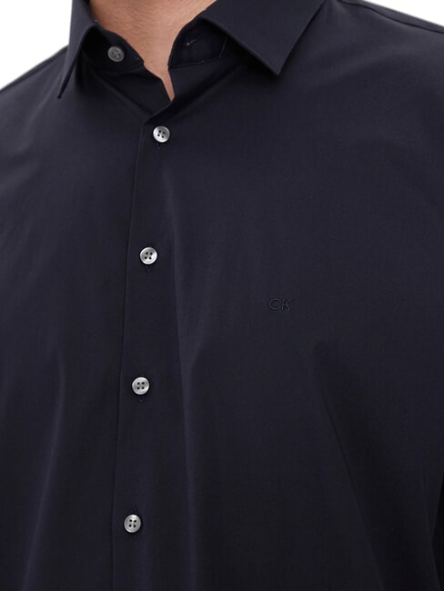 CK Cămașă slim fit din poplin de bumbac cerul nopții - Cămăși pentru bărbați
