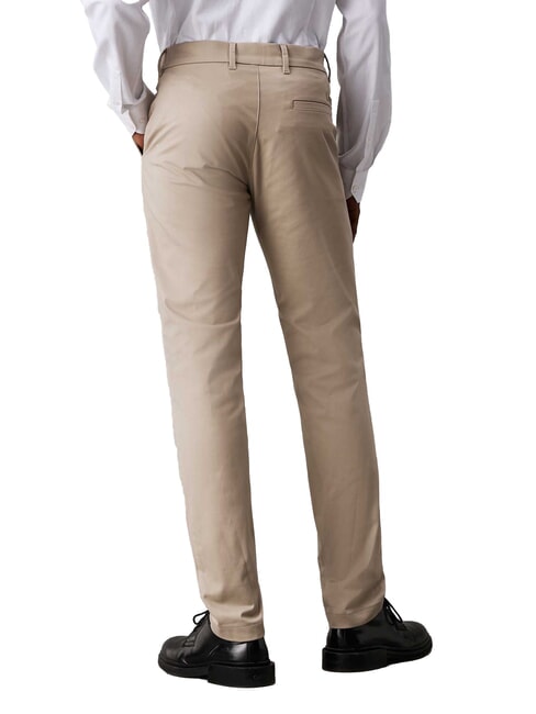 CK Pantaloni chino slim fit cu talie medie argilă proaspătă - Pantaloni