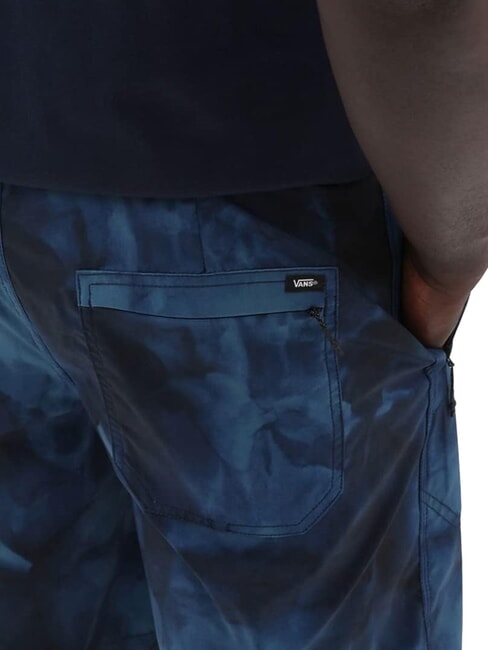 VOYAGE TIE DYE Costum de pantaloni scurți lungi turcoaz-negru - Costume de baie