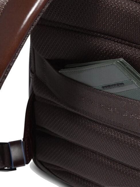 BLUE SQUARE Rucsac pentru laptop de 14", din piele MAHOGANY - Rucsacuri pentru laptop