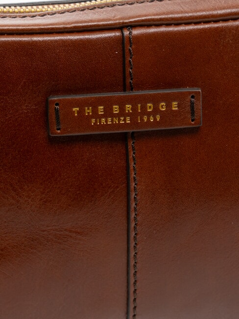VESPUCCI Geantă de m&acirc;nă din piele cu m&acirc;ner BROWN - Genți femei