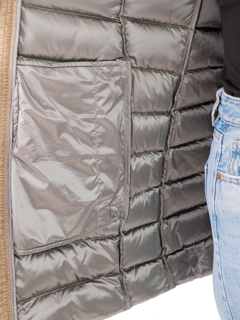 DELUXE Geacă de damă cu puf și glugă din blană crema de cafea neagra-da - Jachete de puf pentru femei