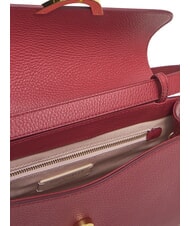 COCCINELLE DEW Geantă de umăr medie din piele ciocănită sangrie - Genți femei - 4