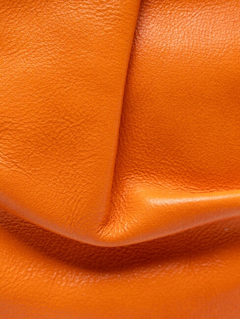 LUCIA Geantă de umăr din piele coral - Genți femei