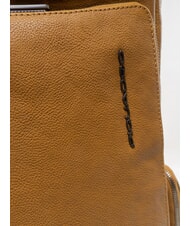 PIQUADRO CAMPIONARIO - RONNIE Suport PC din piele Bora galben - Genți femei - 3